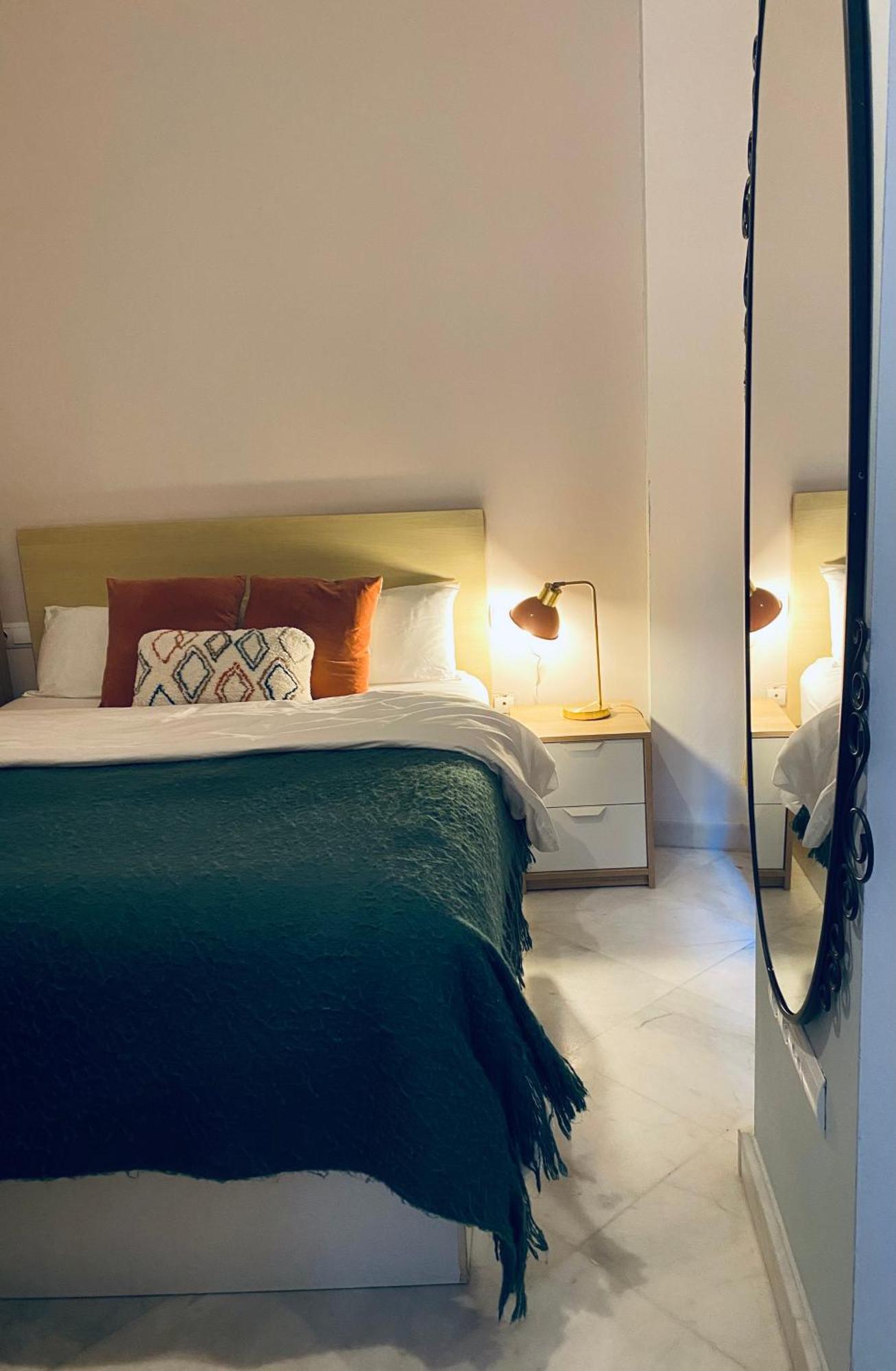 En Centro Historico Con Garaje Apartament Màlaga
